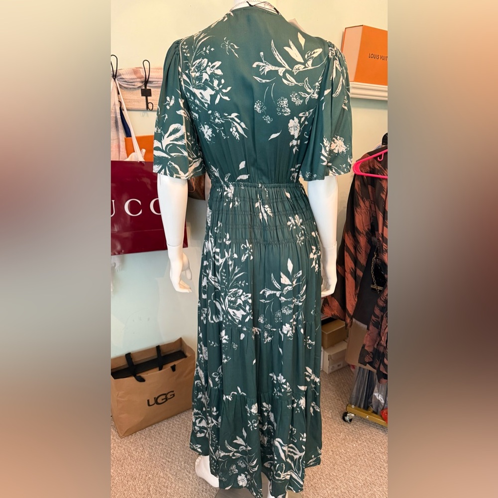 Green floral dress size small - Picture 3 of 11